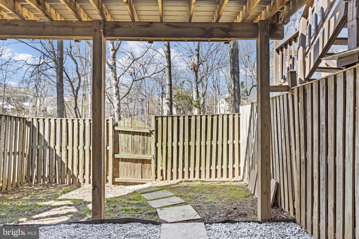 6408 SELBY COURT