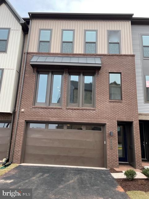2619 VELOCITY ROAD