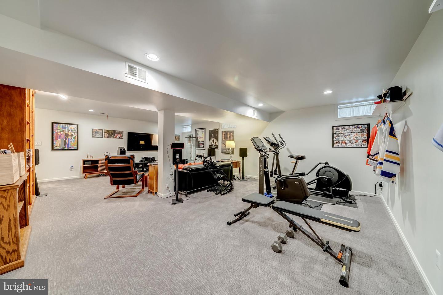 3215 NESTLEWOOD DRIVE