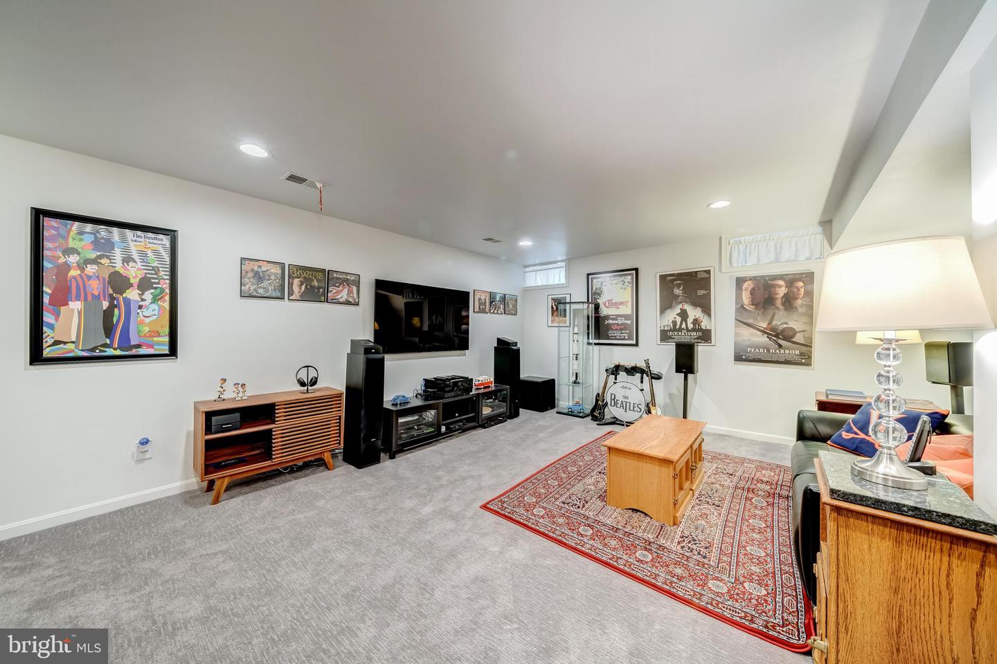 3215 NESTLEWOOD DRIVE