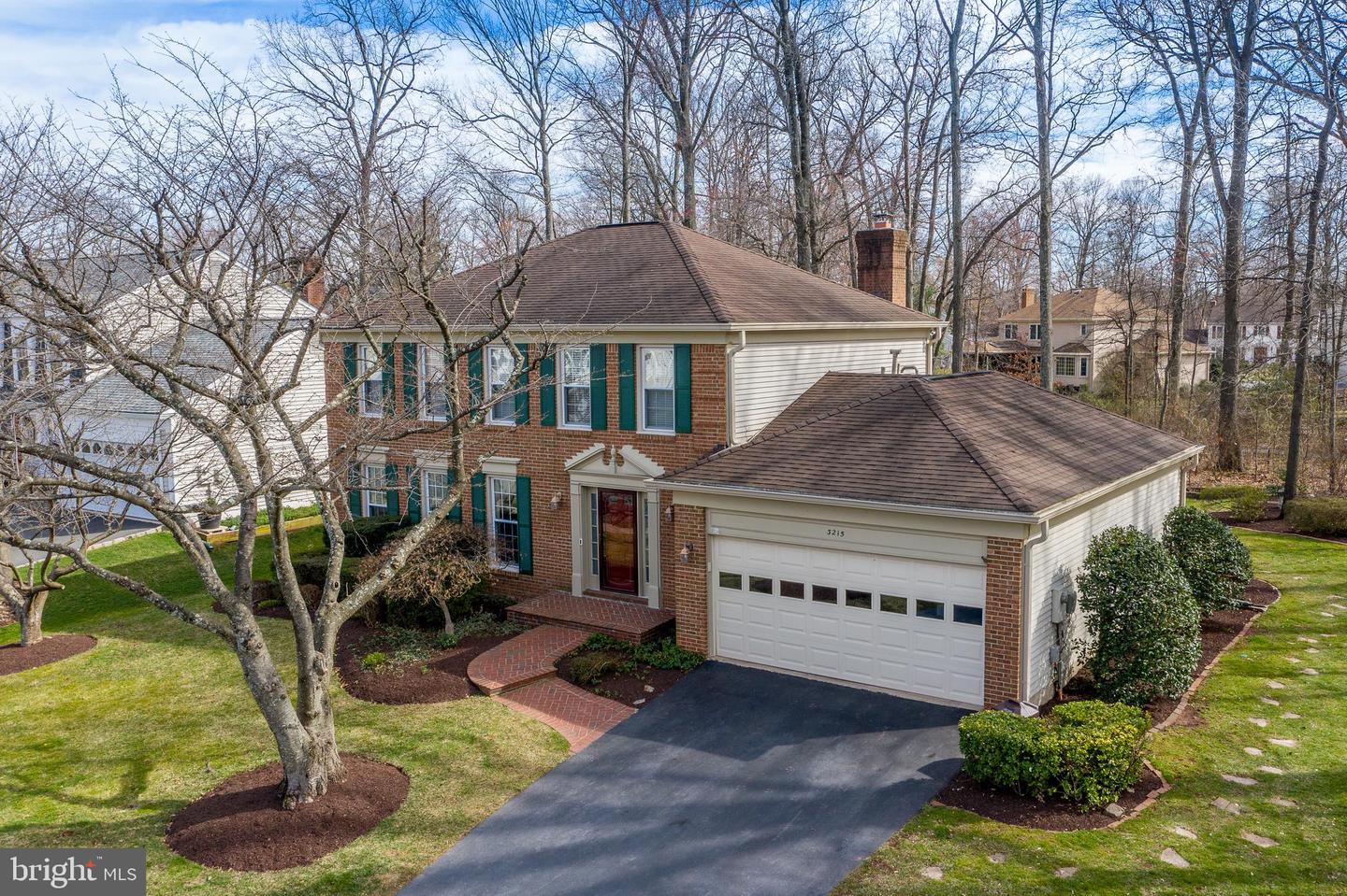 3215 NESTLEWOOD DRIVE