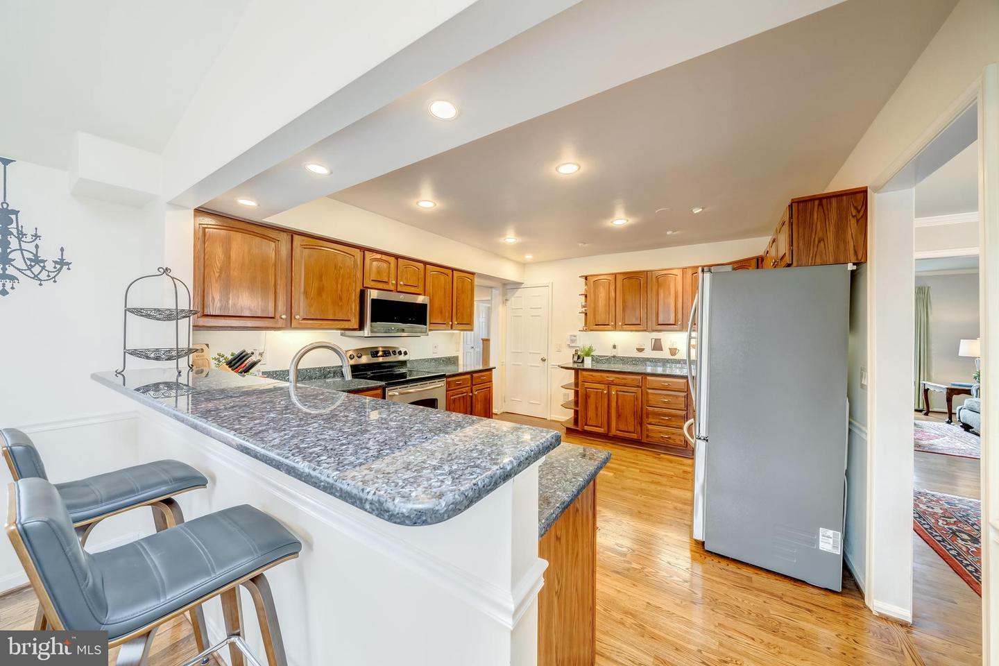 3215 NESTLEWOOD DRIVE