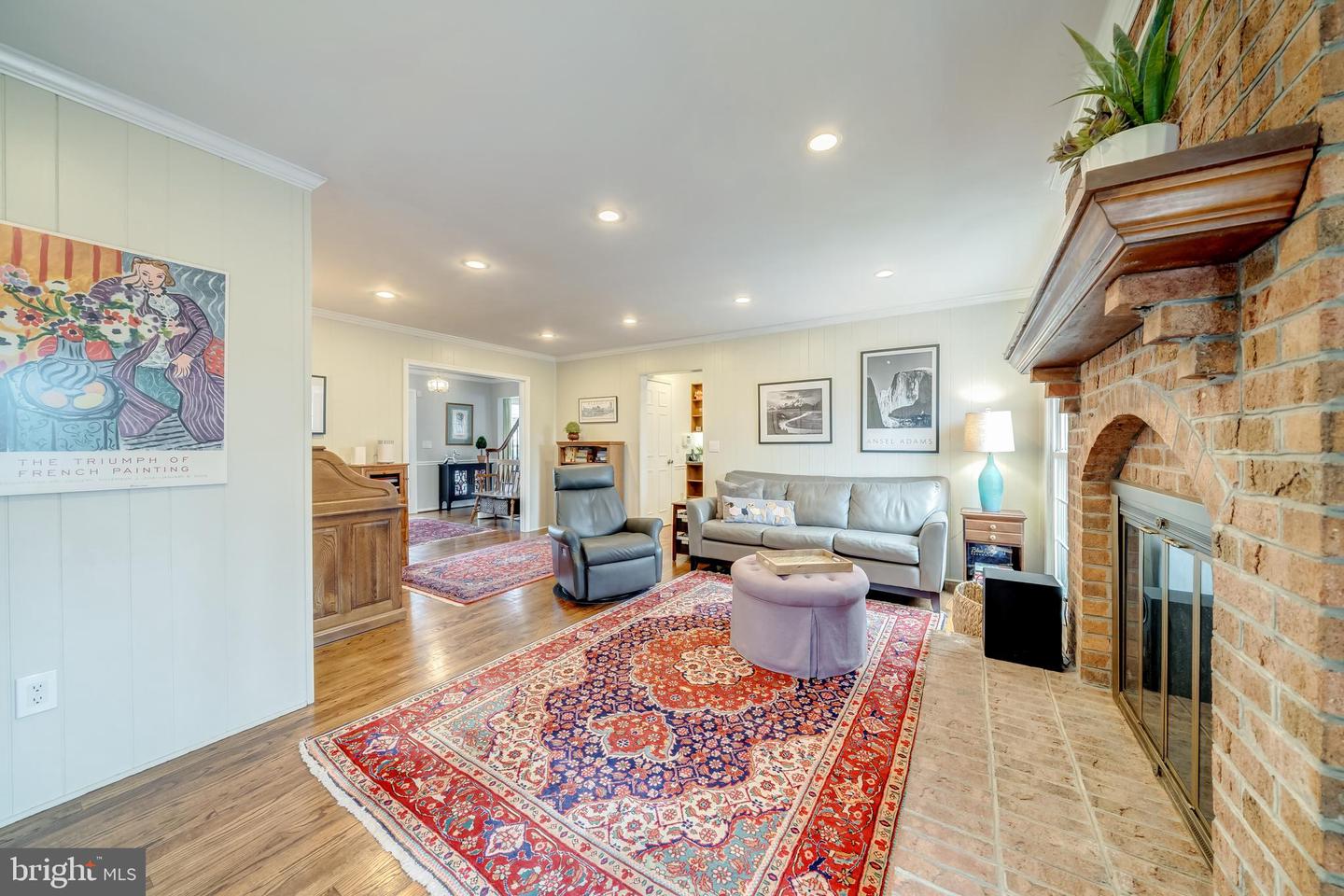 3215 NESTLEWOOD DRIVE