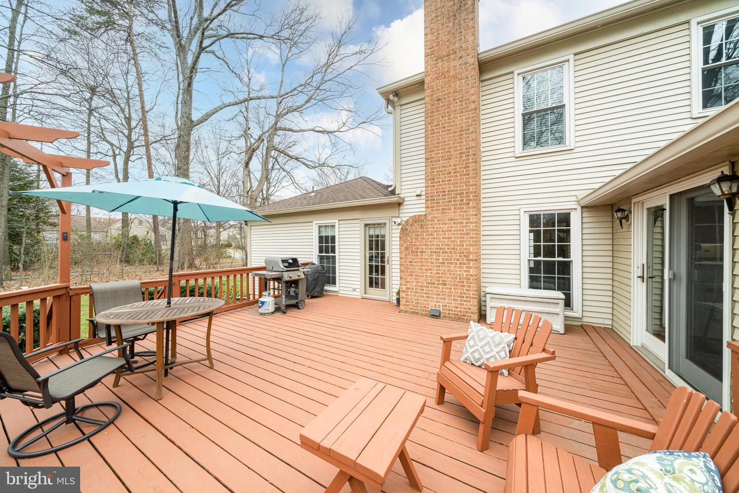 3215 NESTLEWOOD DRIVE