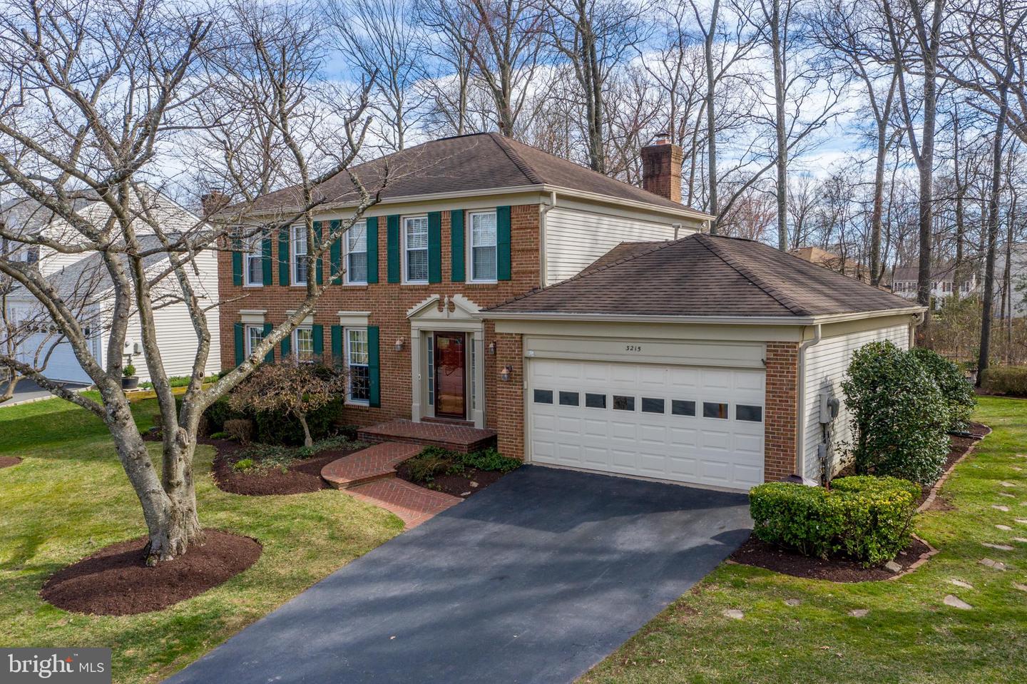 3215 NESTLEWOOD DRIVE