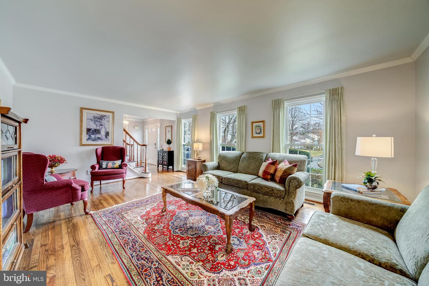 3215 NESTLEWOOD DRIVE