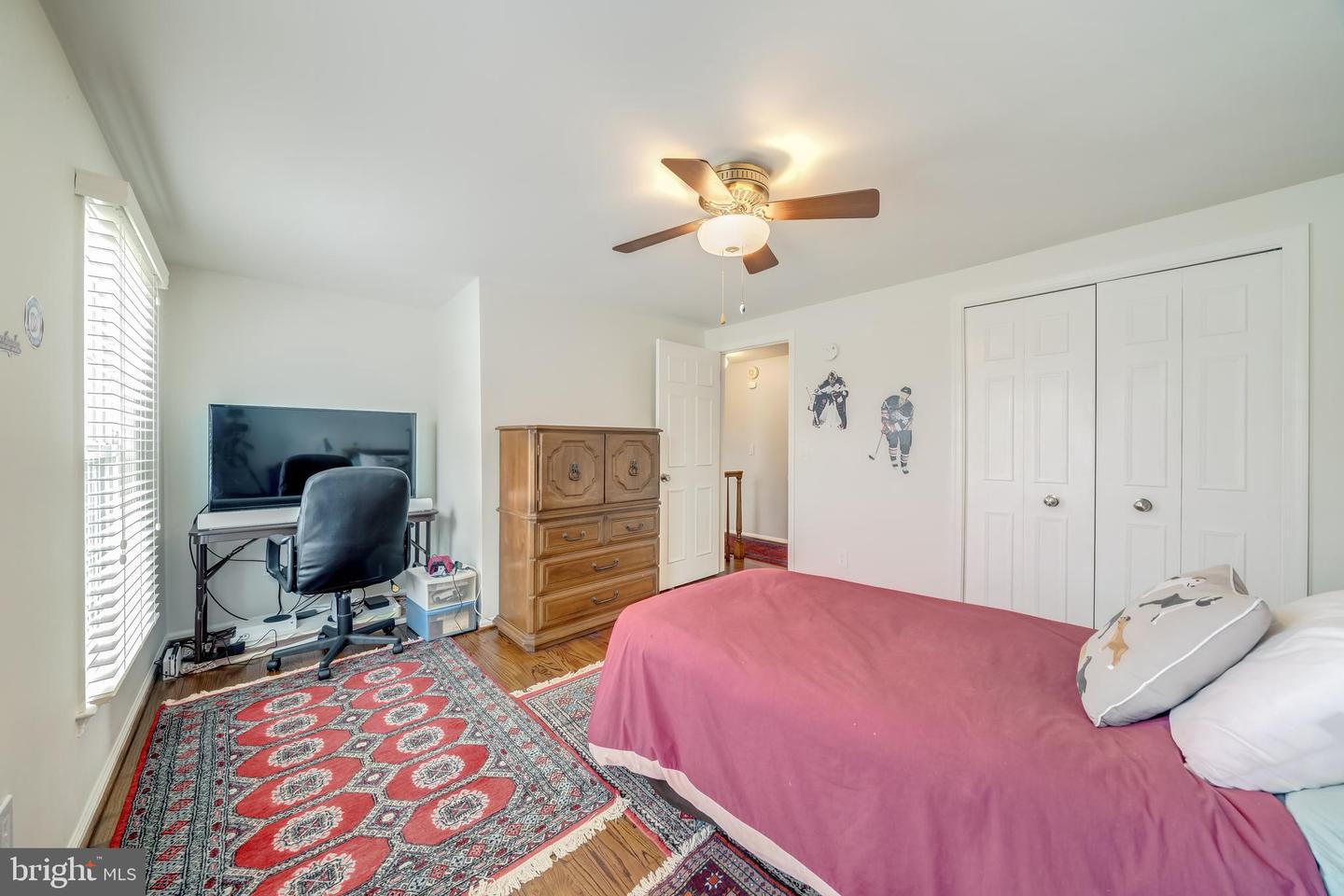 3215 NESTLEWOOD DRIVE