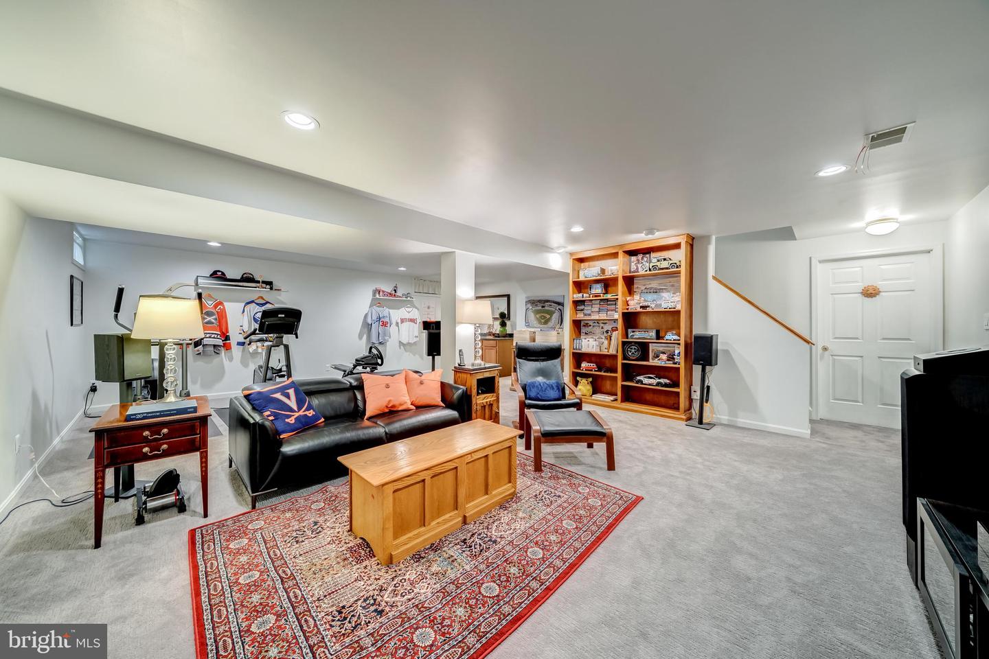 3215 NESTLEWOOD DRIVE