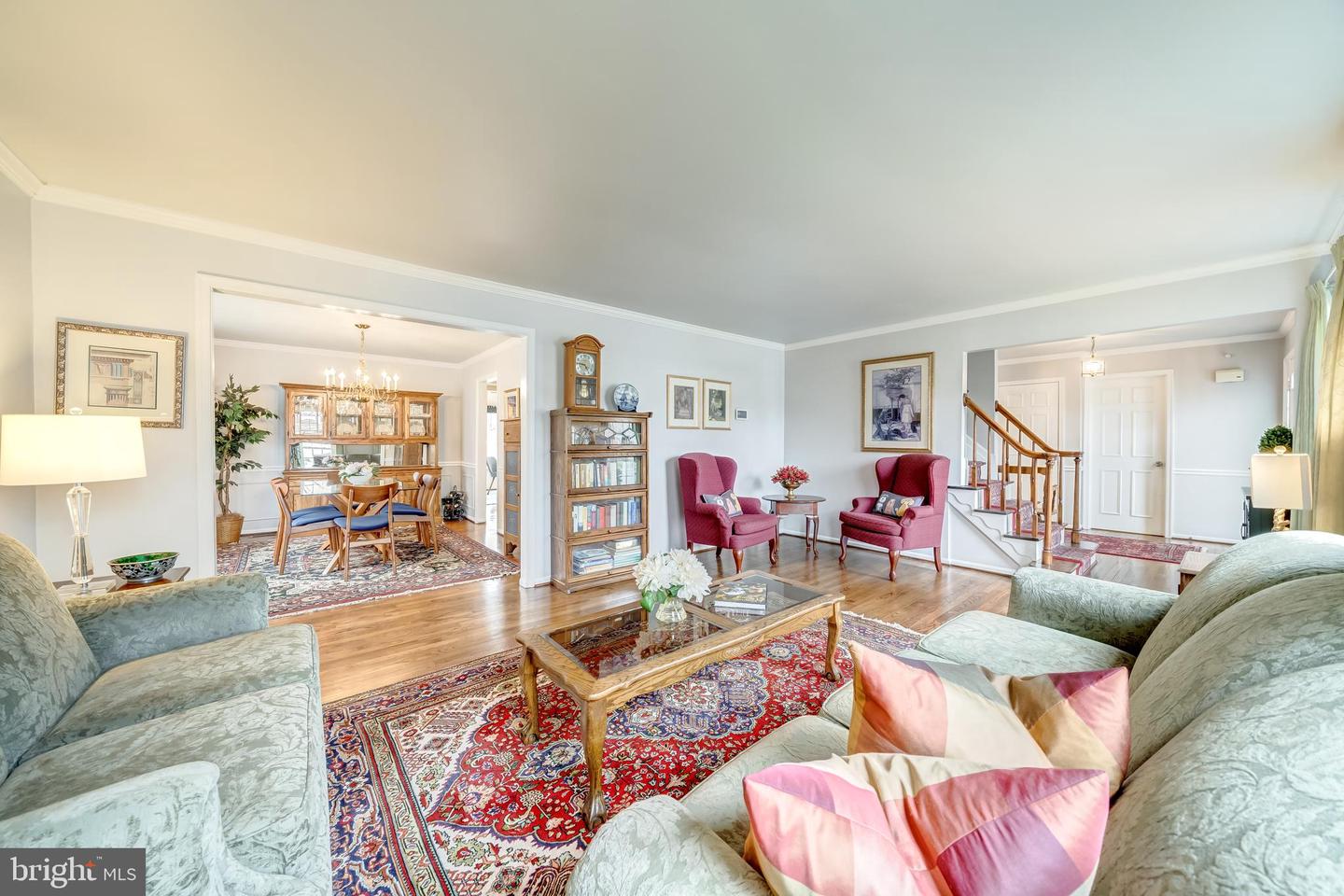 3215 NESTLEWOOD DRIVE