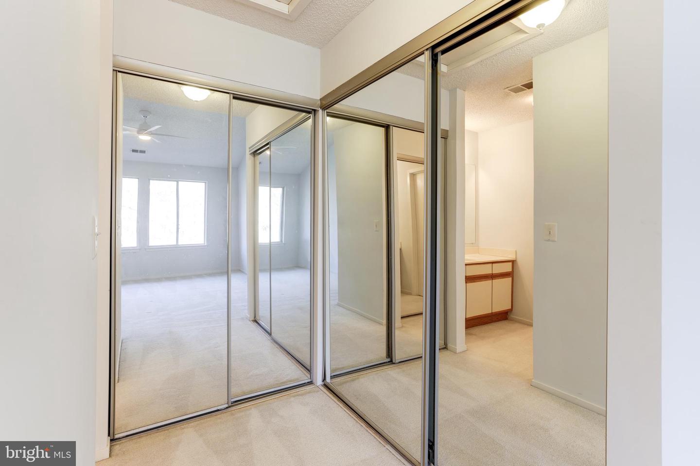 11731 SUMMERCHASE CIRCLE Unit: 1731E