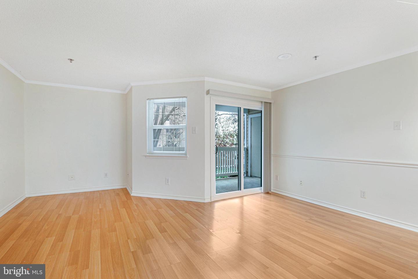 1504 LINCOLN WAY Unit: 214