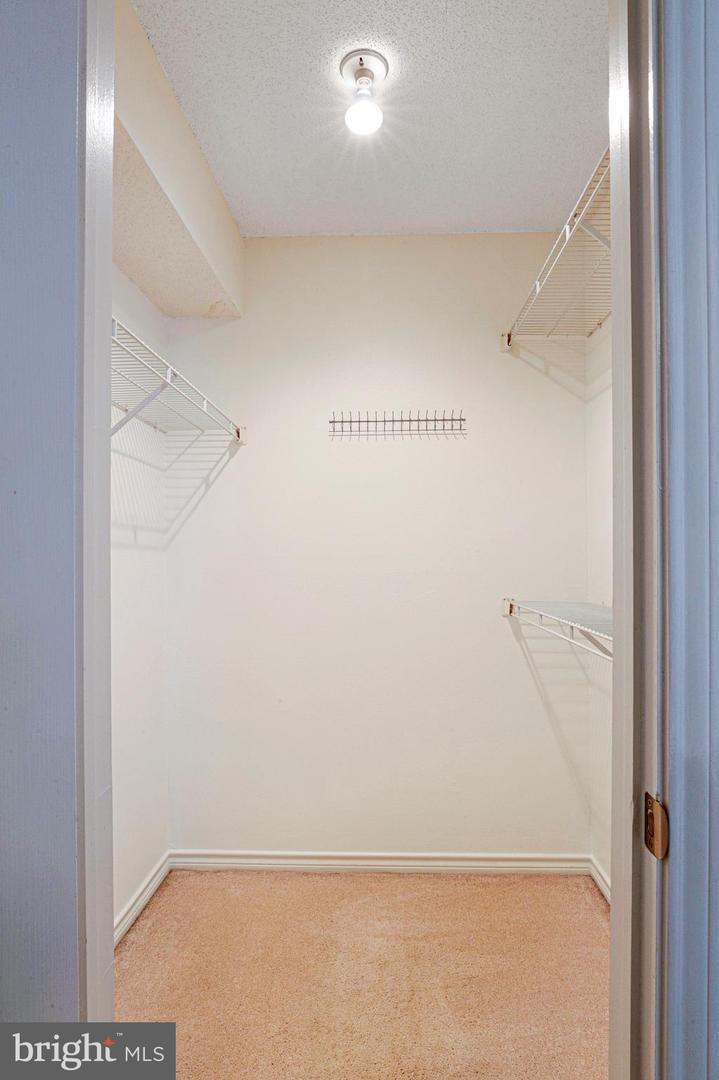 1504 LINCOLN WAY Unit: 214