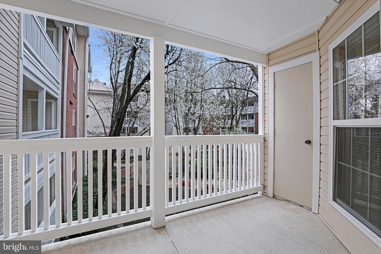 1504 LINCOLN WAY Unit: 214