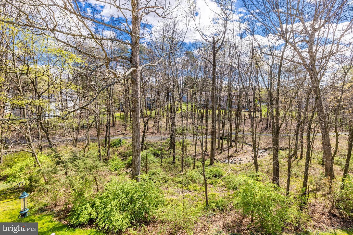 1521 TWISTED OAK DRIVE