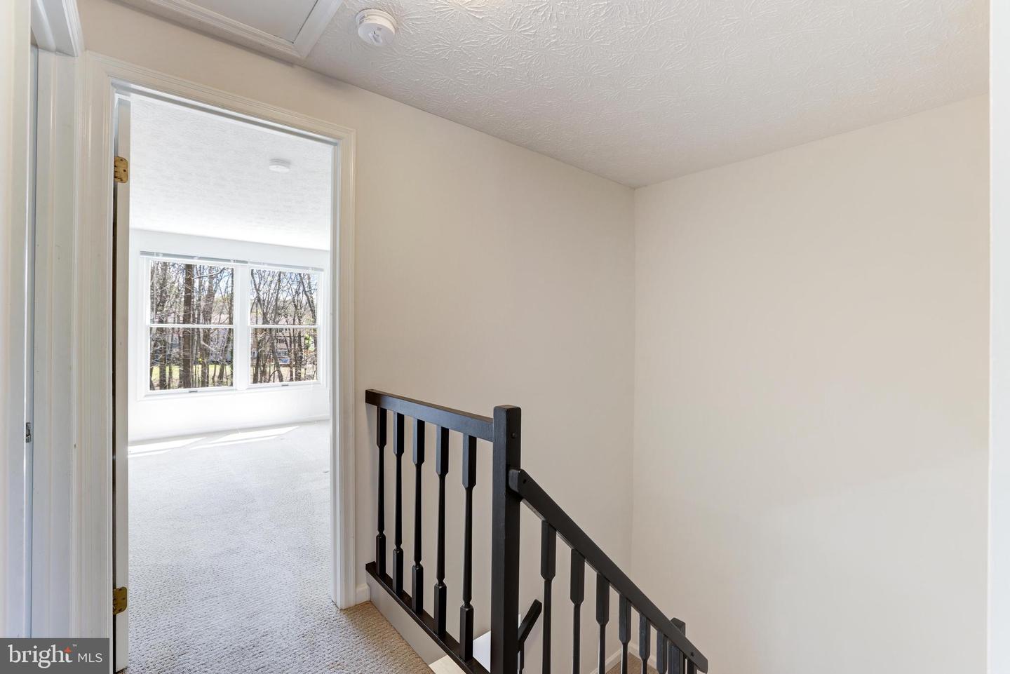 1521 TWISTED OAK DRIVE