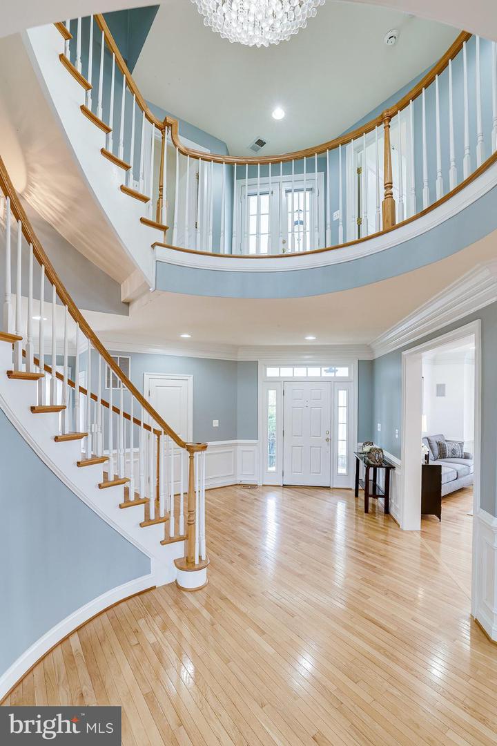 5212 ROSALIE RIDGE DRIVE