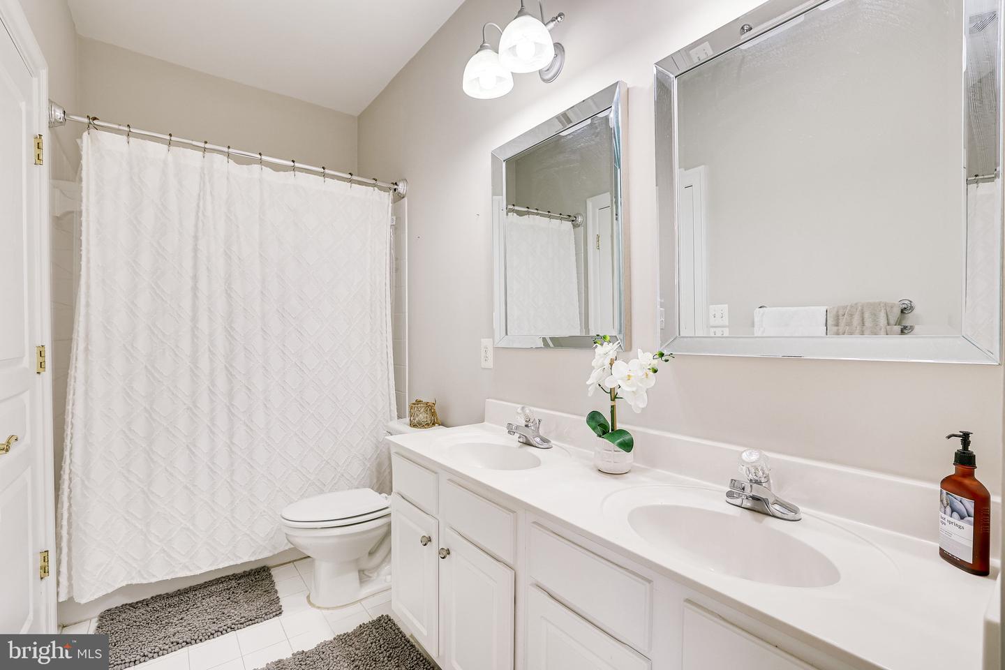 5212 ROSALIE RIDGE DRIVE