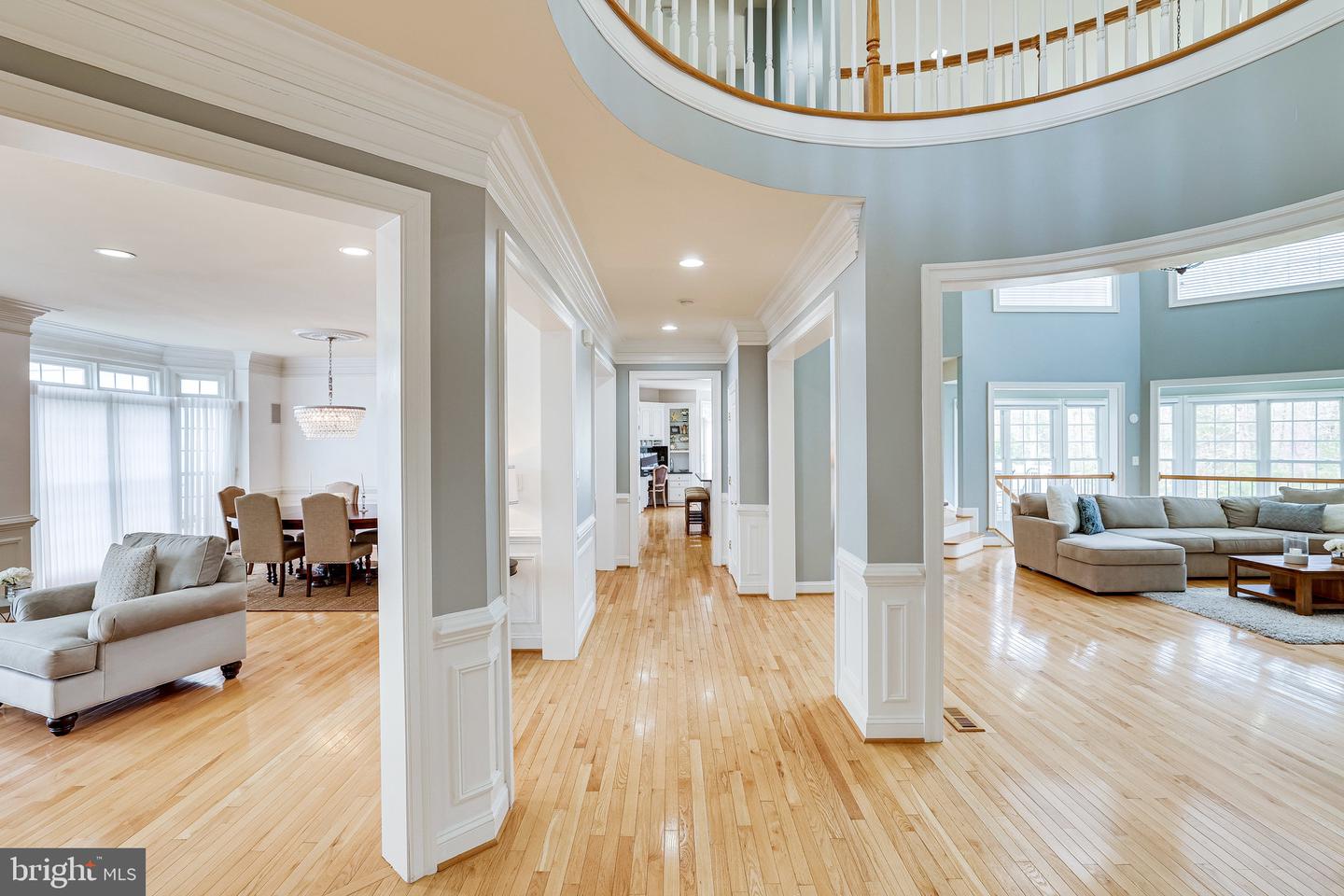 5212 ROSALIE RIDGE DRIVE