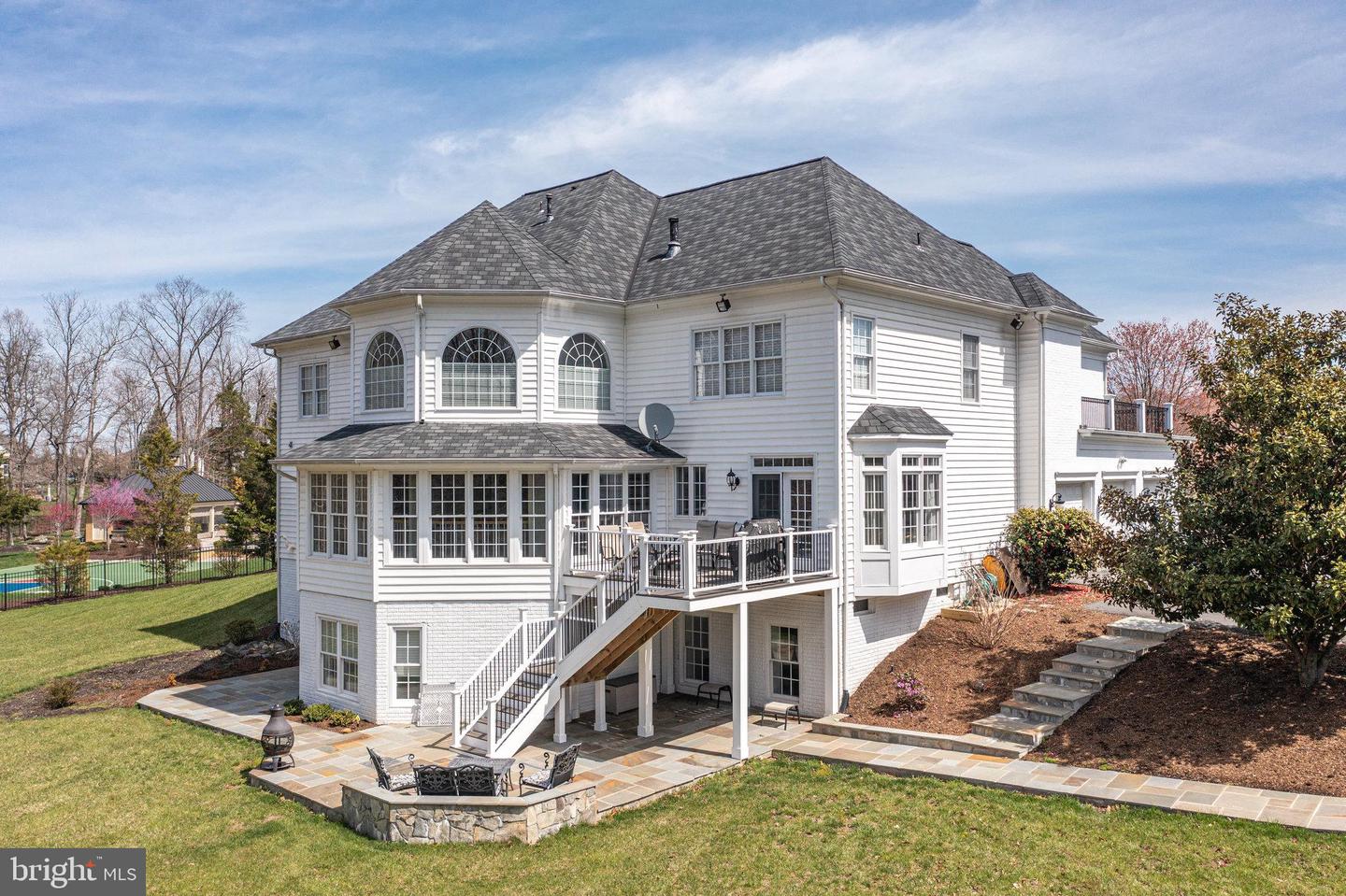 5212 ROSALIE RIDGE DRIVE