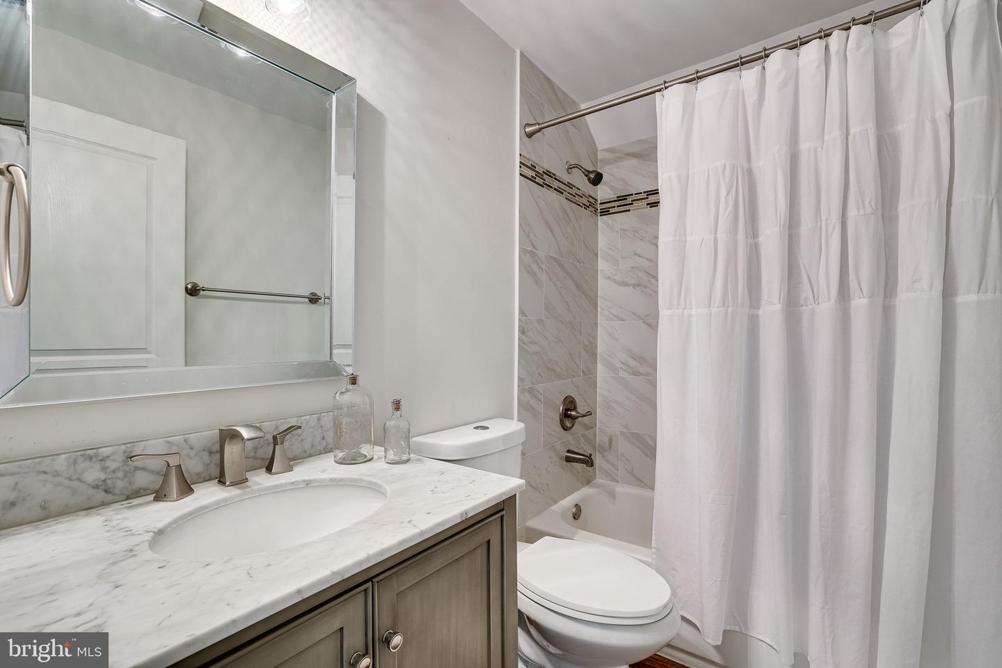 5212 ROSALIE RIDGE DRIVE