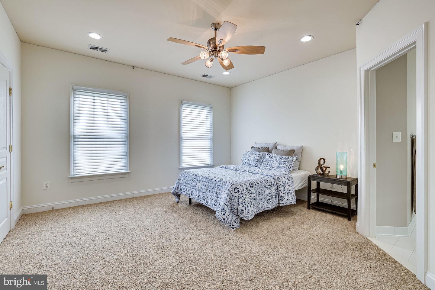 5212 ROSALIE RIDGE DRIVE