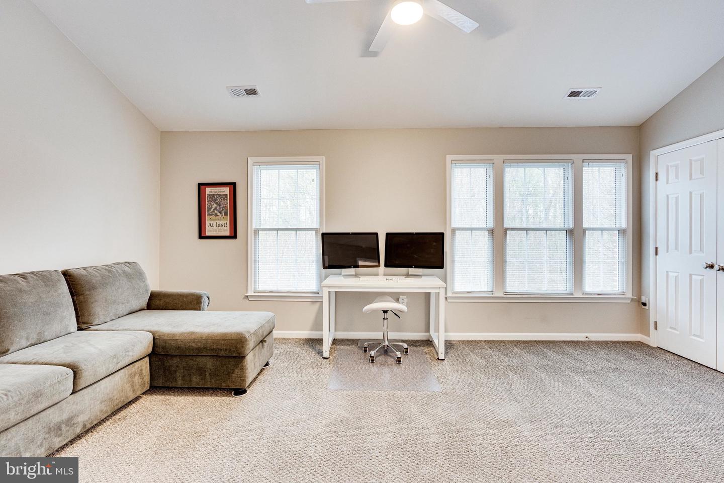 11449 ROTHBURY SQUARE