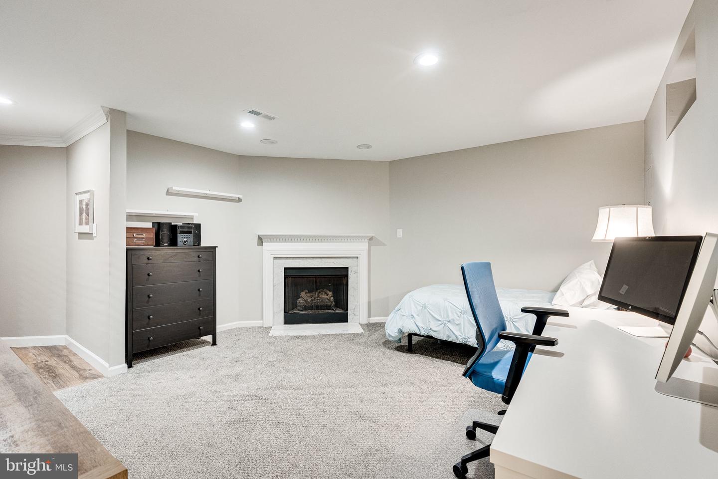 11449 ROTHBURY SQUARE