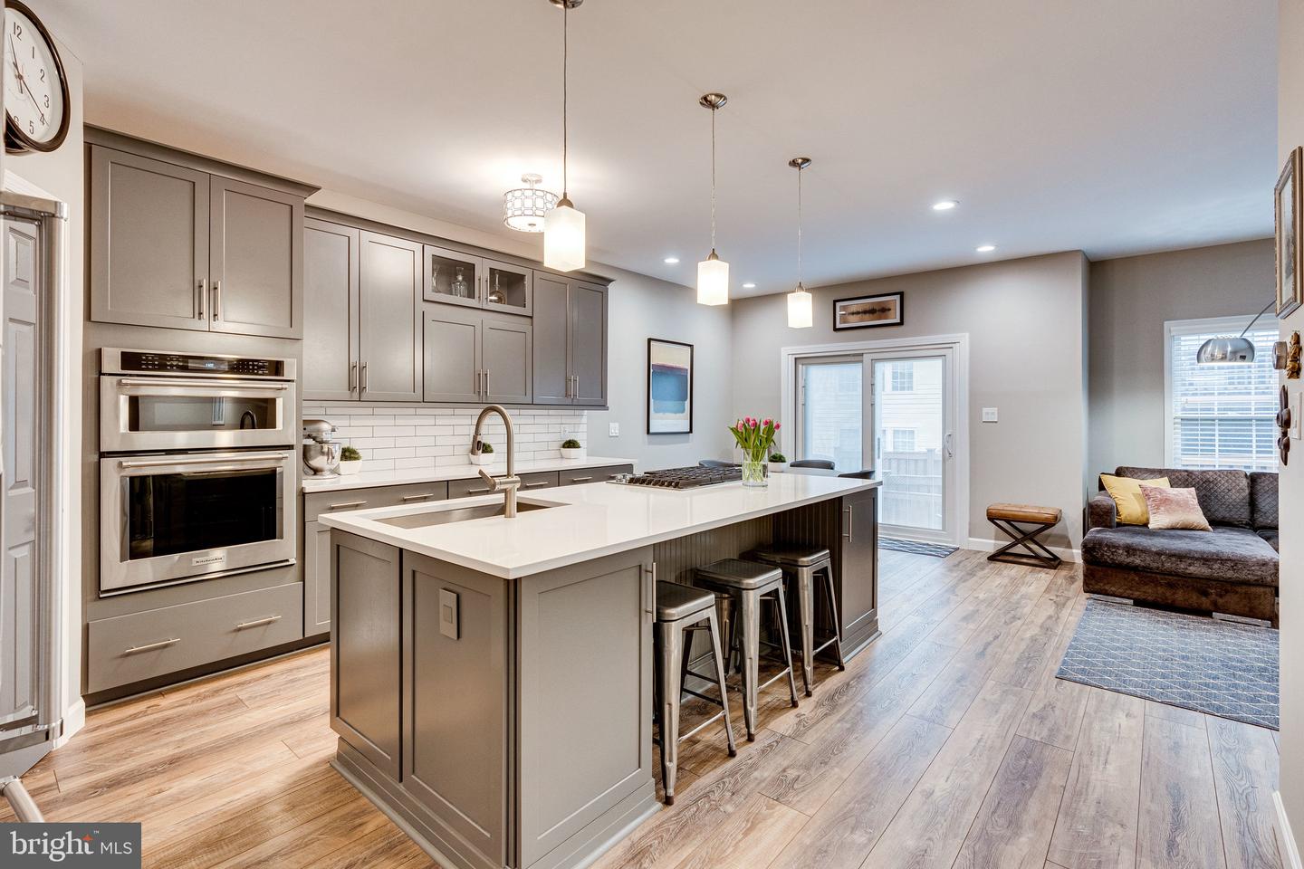 11449 ROTHBURY SQUARE