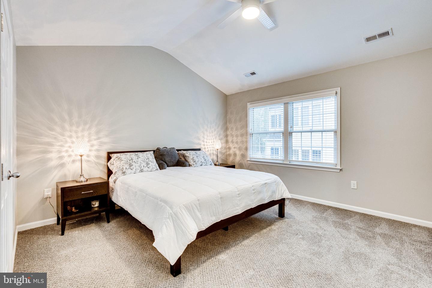 11449 ROTHBURY SQUARE