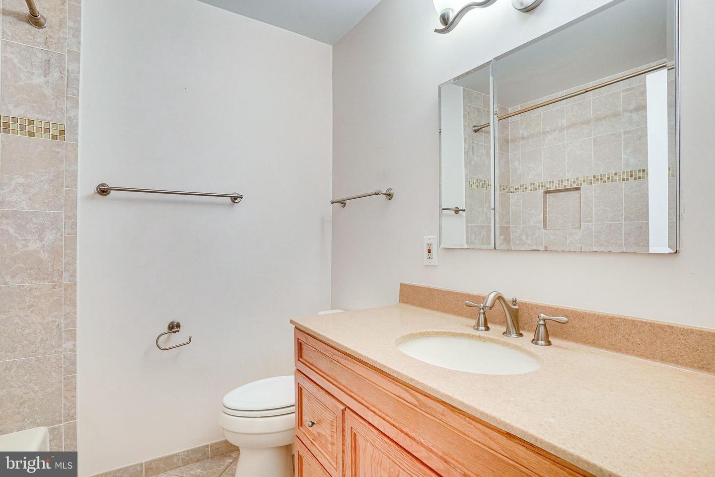 4939 GAINSBOROUGH DRIVE
