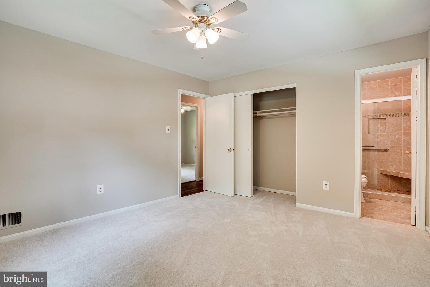 4939 GAINSBOROUGH DRIVE