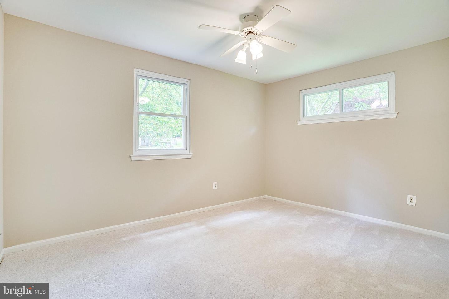 4939 GAINSBOROUGH DRIVE