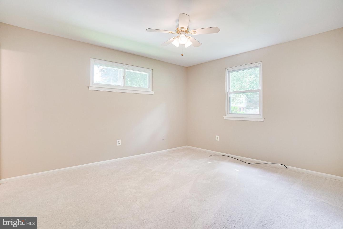 4939 GAINSBOROUGH DRIVE