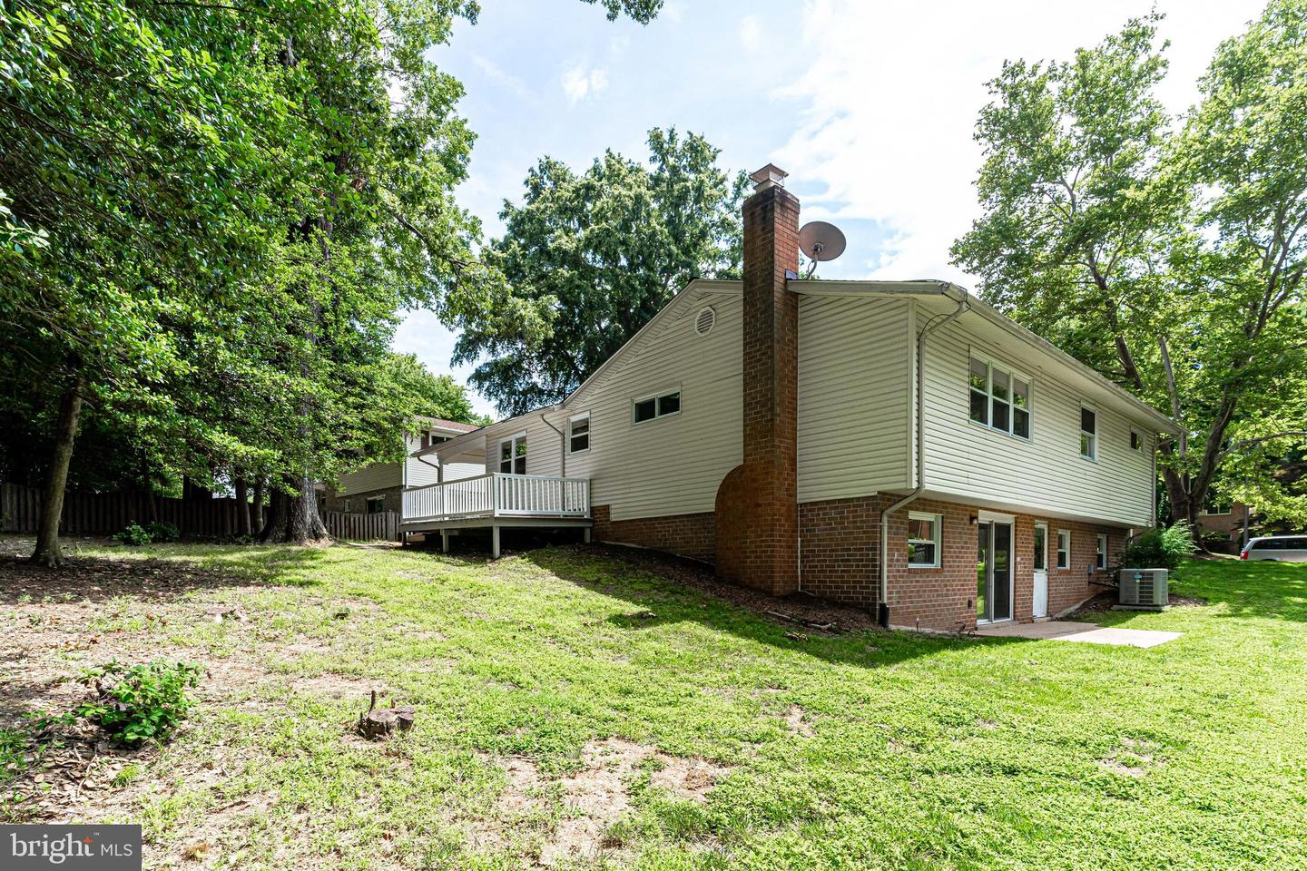 4939 GAINSBOROUGH DRIVE