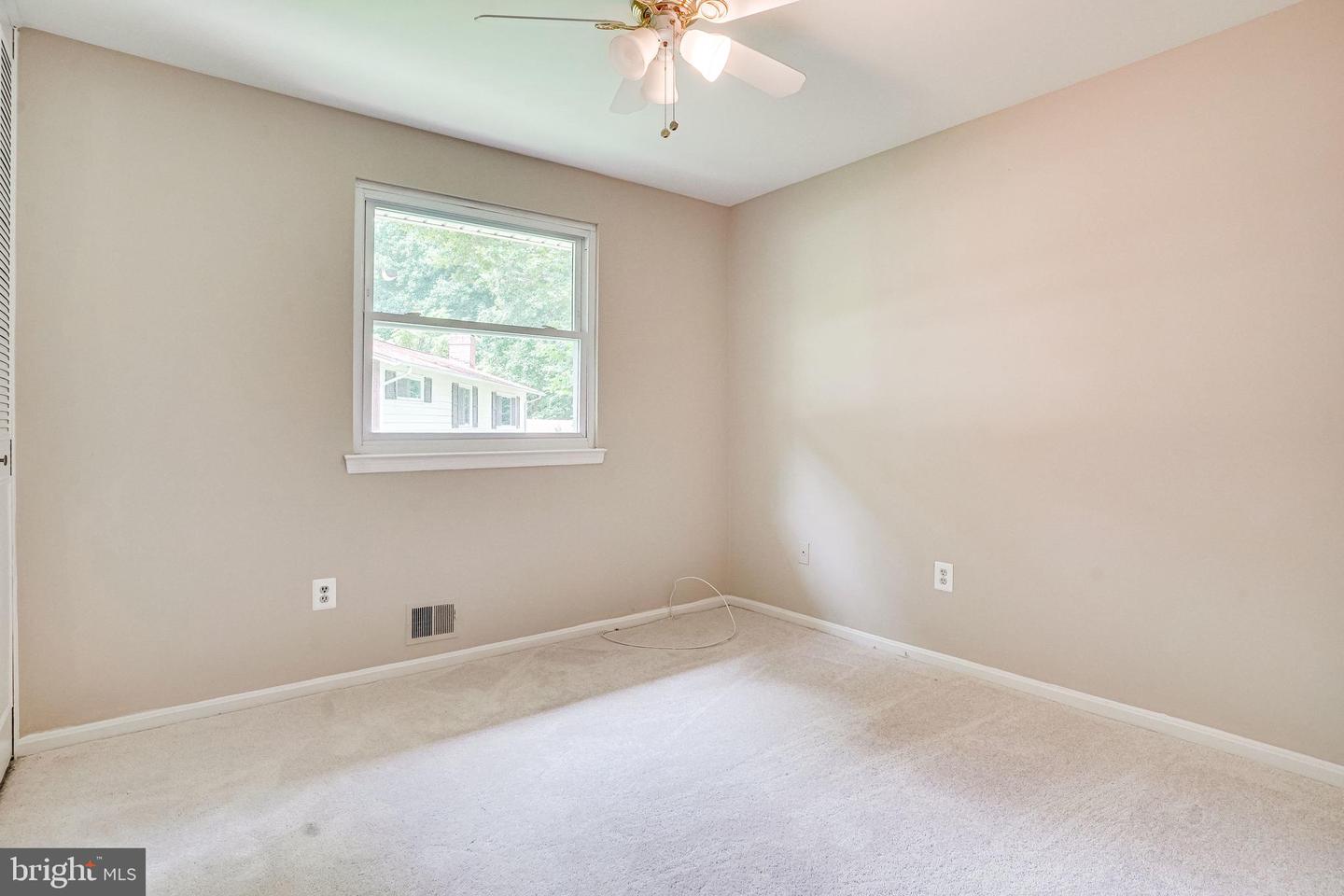4939 GAINSBOROUGH DRIVE