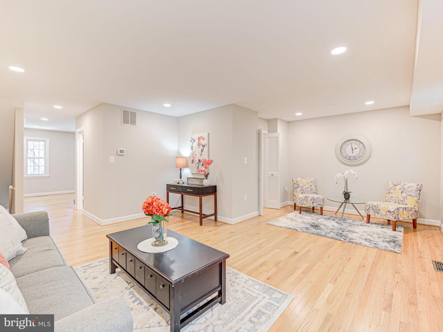 5836 KARA PLACE