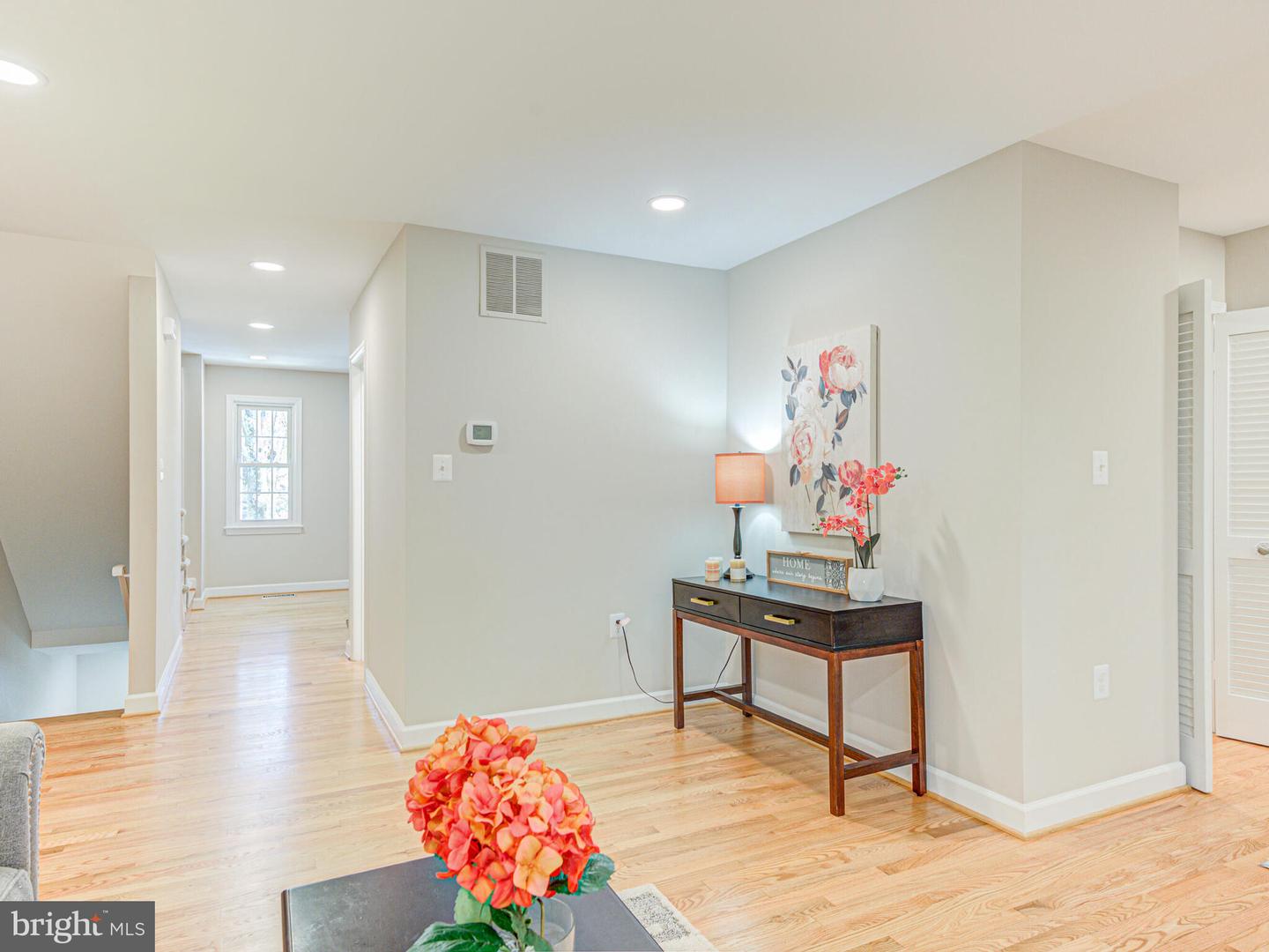 5836 KARA PLACE