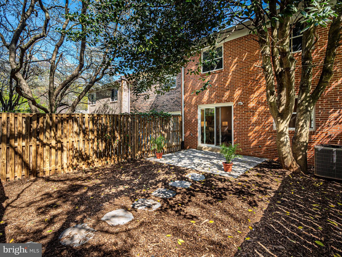 5836 KARA PLACE