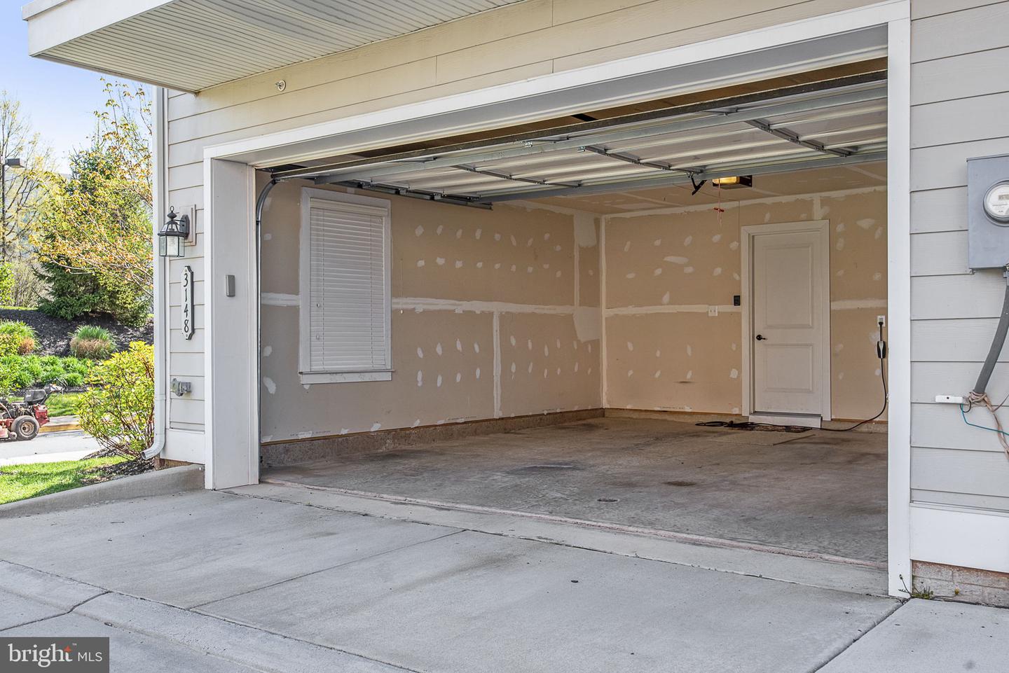 3148 YEAGER DRIVE