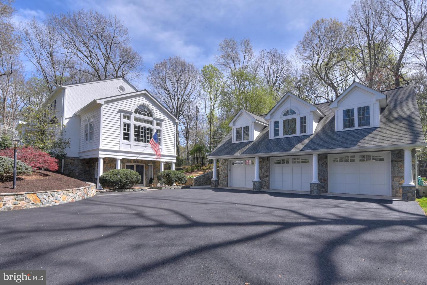 11205 SORREL RIDGE LANE