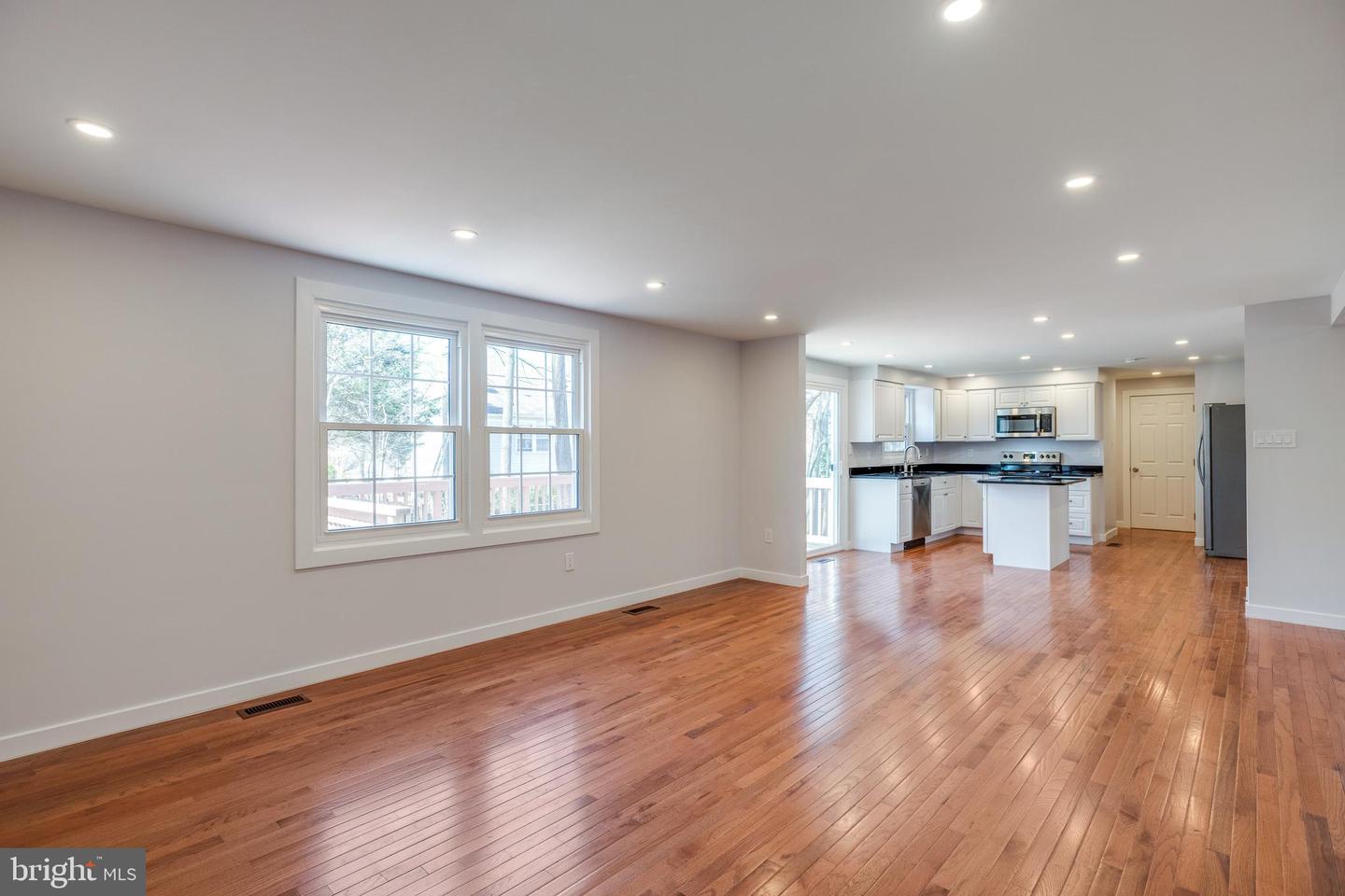 9003 FOX LAIR DRIVE