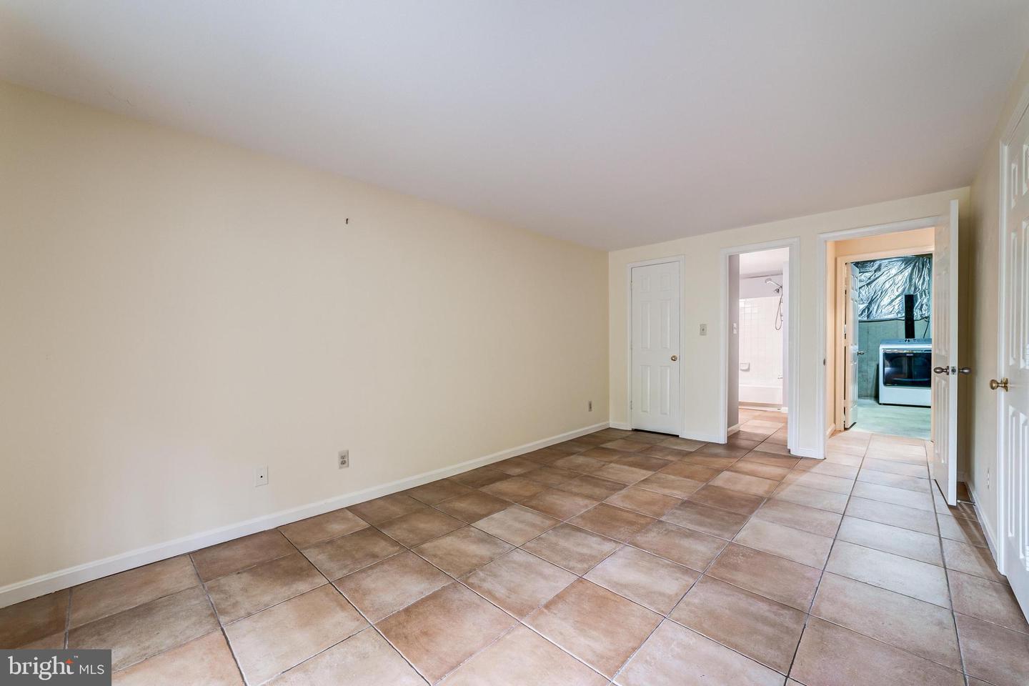 5876 WESCOTT HILLS WAY