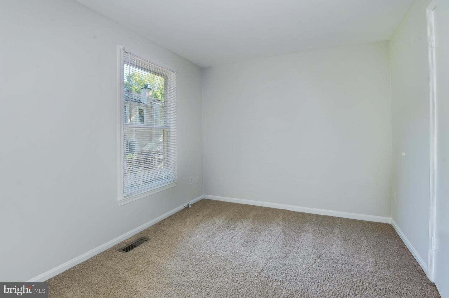 11252 SILENTWOOD LANE