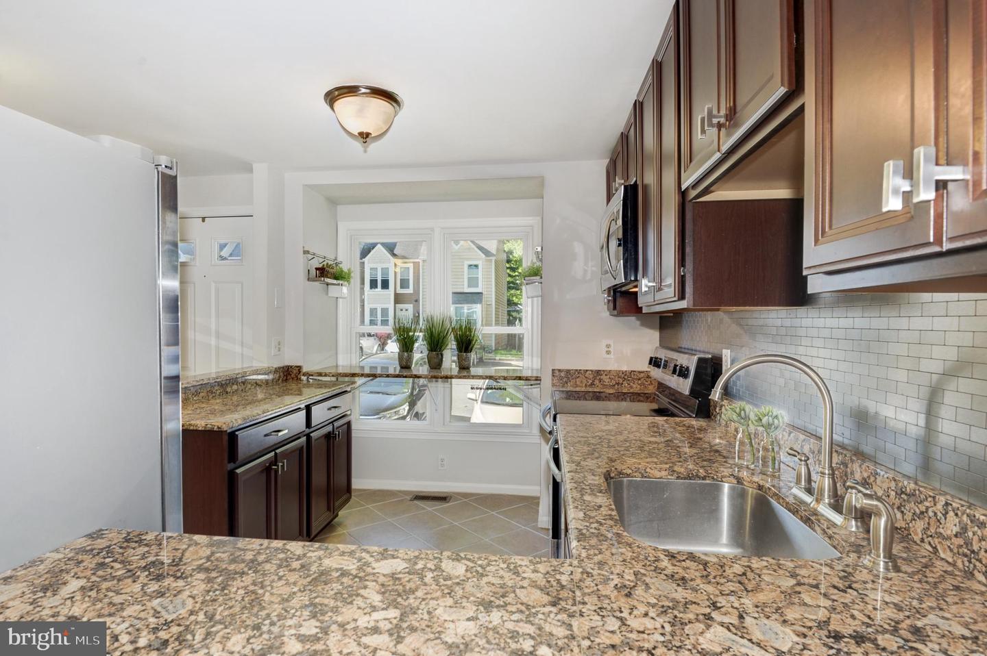 11252 SILENTWOOD LANE