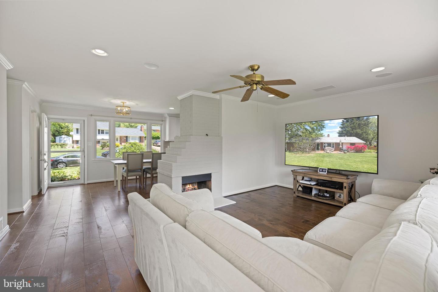 7921 FOOTE LANE