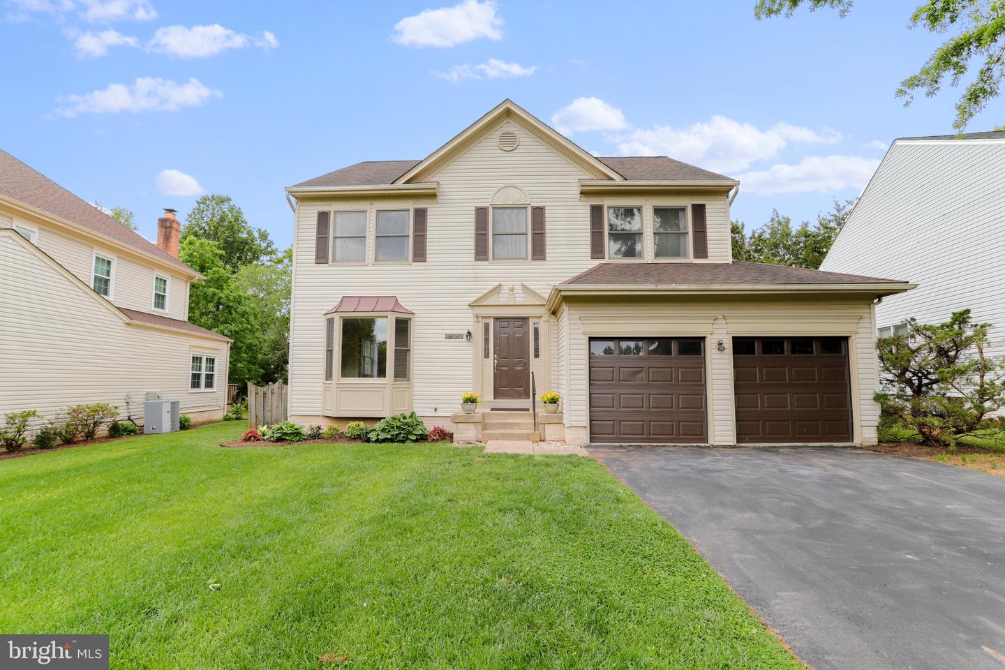 3528 ARMFIELD FARM DRIVE