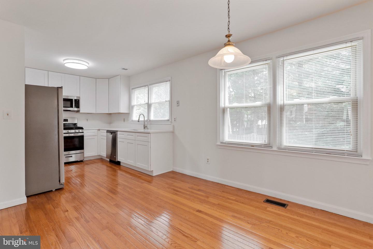 3528 ARMFIELD FARM DRIVE
