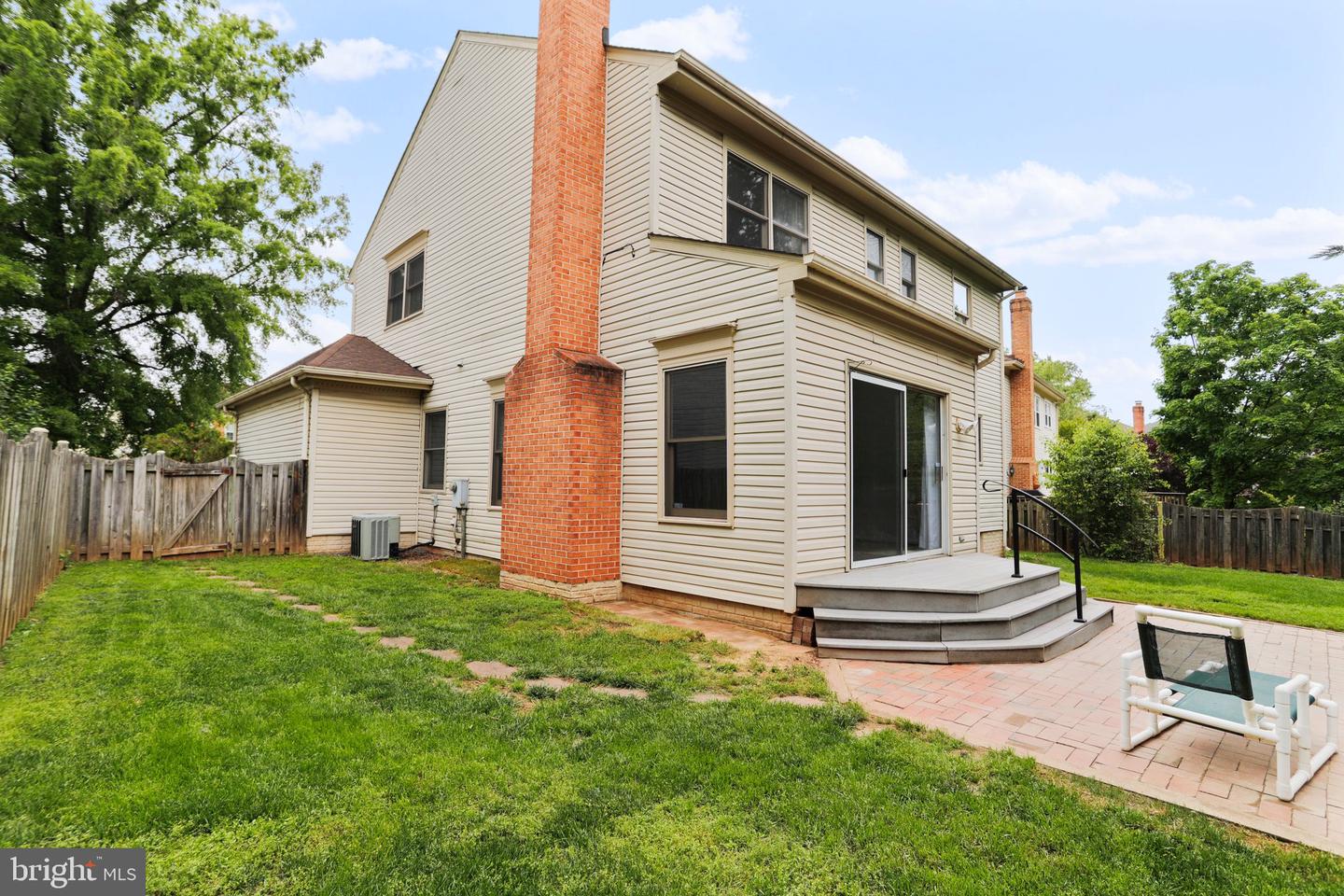3528 ARMFIELD FARM DRIVE