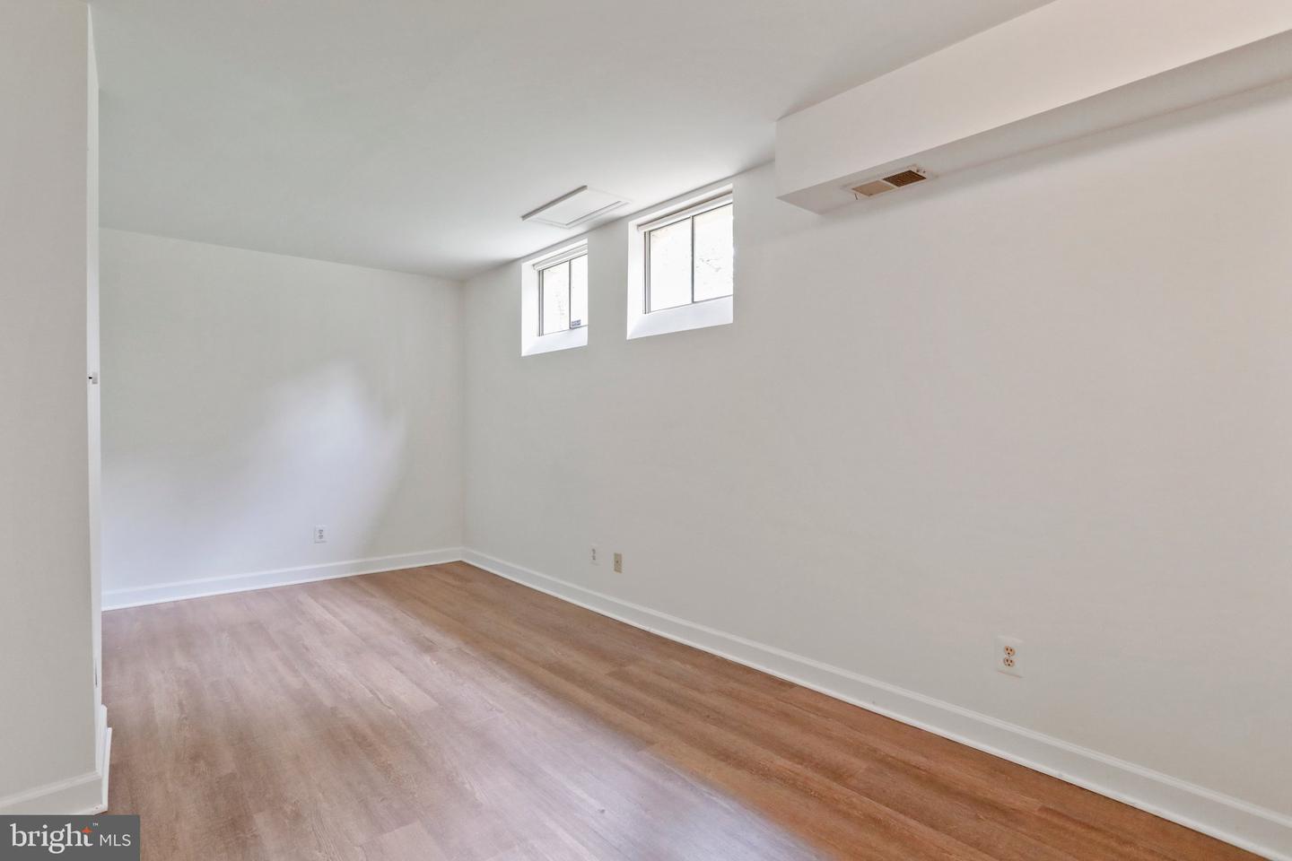 3528 ARMFIELD FARM DRIVE