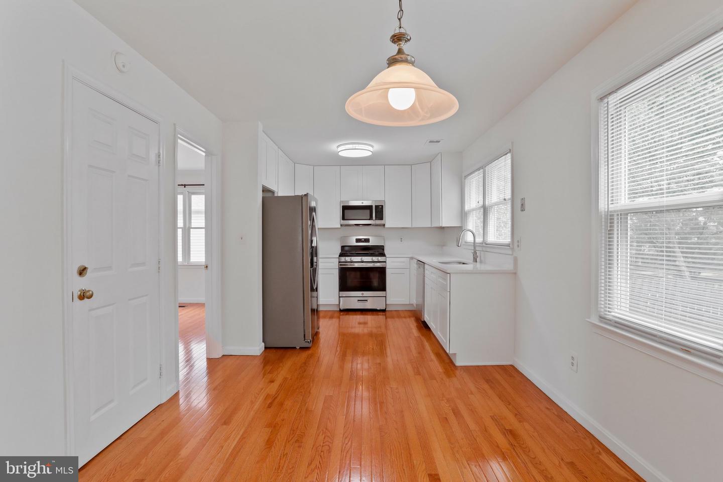 3528 ARMFIELD FARM DRIVE